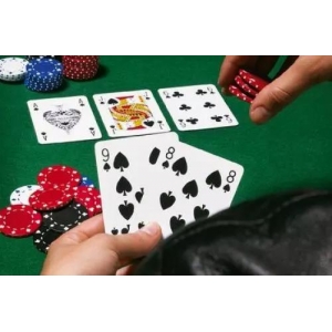 GGpoker​如何用同花听牌诈唬