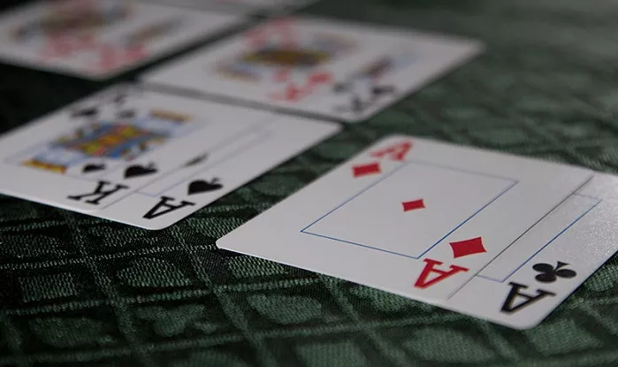 德州扑克推测对手范围最容易犯得四个错误！